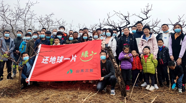 365英国上市公司各基层党支部开展公益植树活动